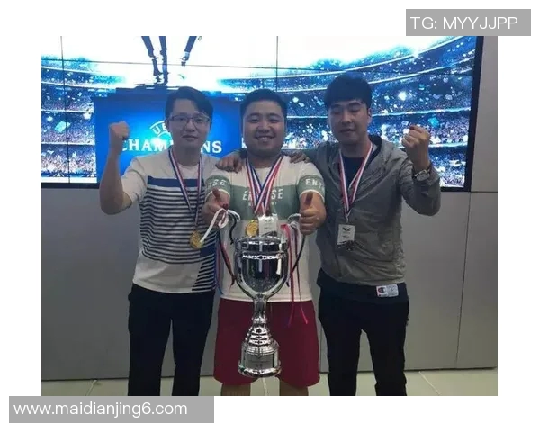 和平精英焦点LNG团队协作策略与S15电竞比分分析探讨